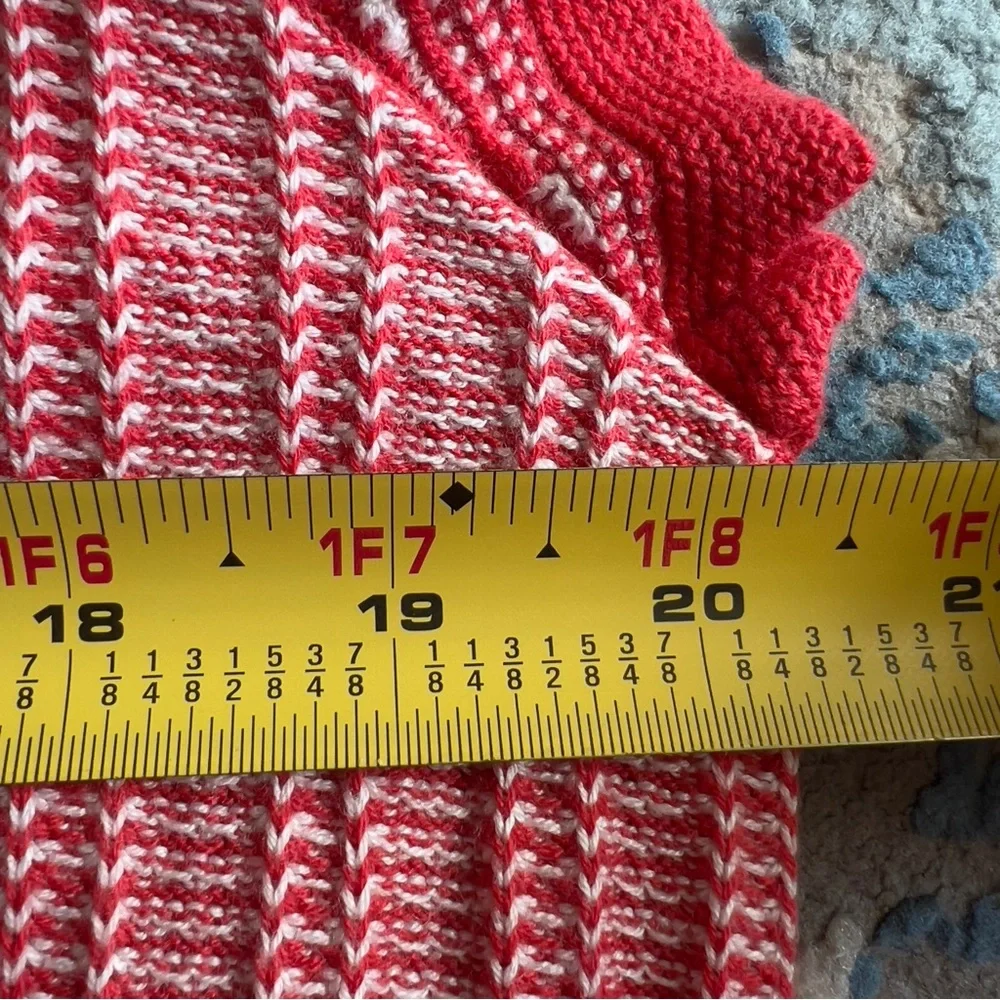 Old Navy Pink and Red Knit Ruffle-Sleeve Tank - Picture 6 of 7